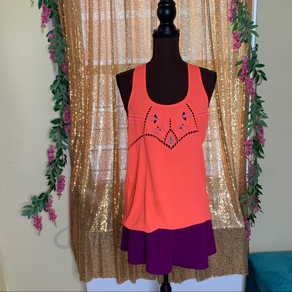 Cut Out Racerback Tank - Picture 5 of 5